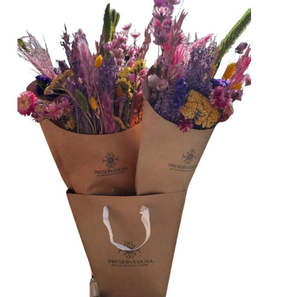 Bucket with 10 bouquets - Image 4